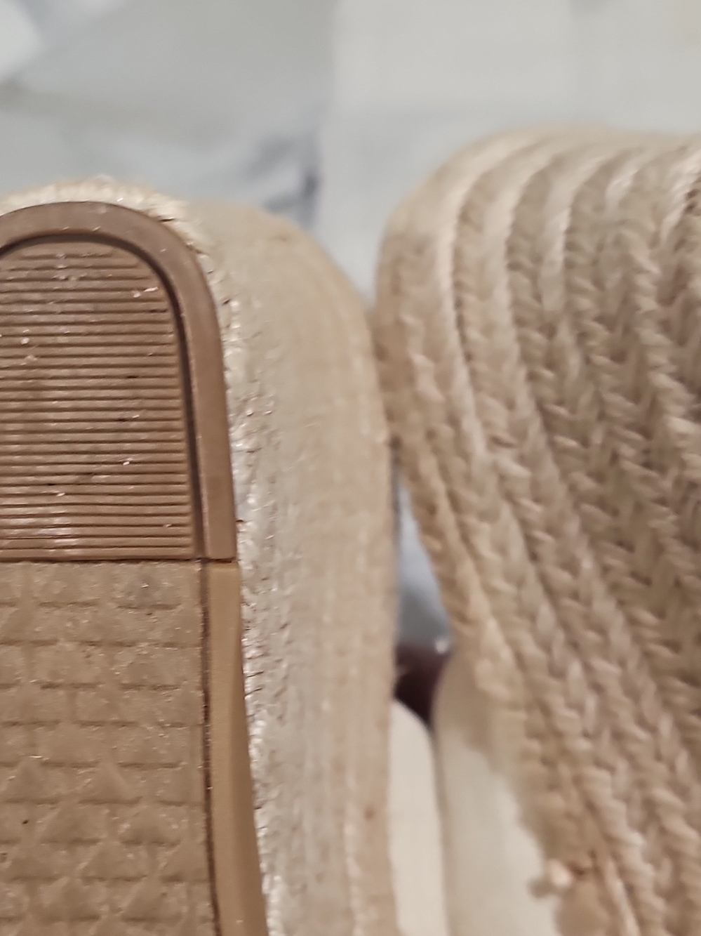 TOMS Cream Canvas Espadrille Slingback Sandals with Tan Trim Size 7 - Picture 10 of 11